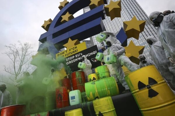 107085122 1657123953776 gettyimages 1237661974 GERMANY KOLAKOLLEKTIV