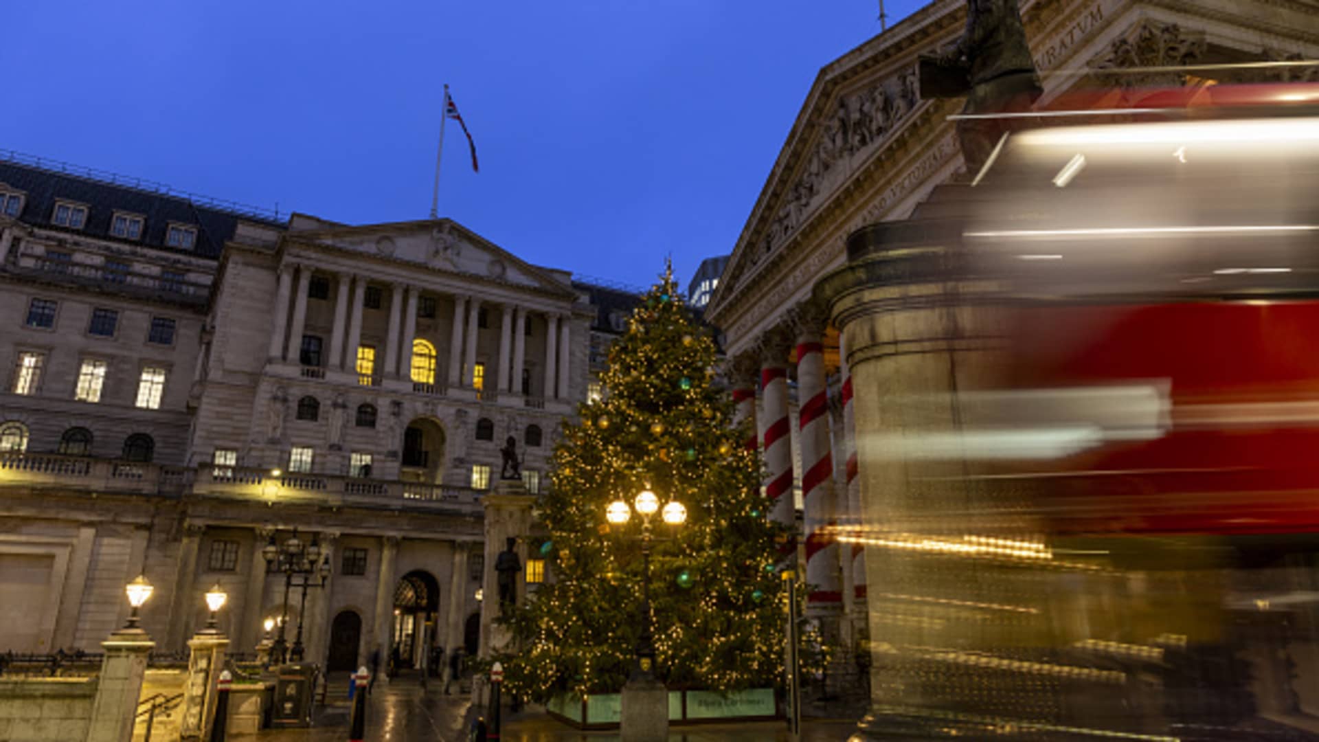 108077371 1734505757447 gettyimages 2189643166 UK BOE