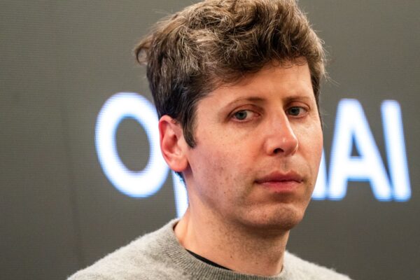 108204530 1758900517239 gettyimages 2236544077 STARGATE DATA CENTER