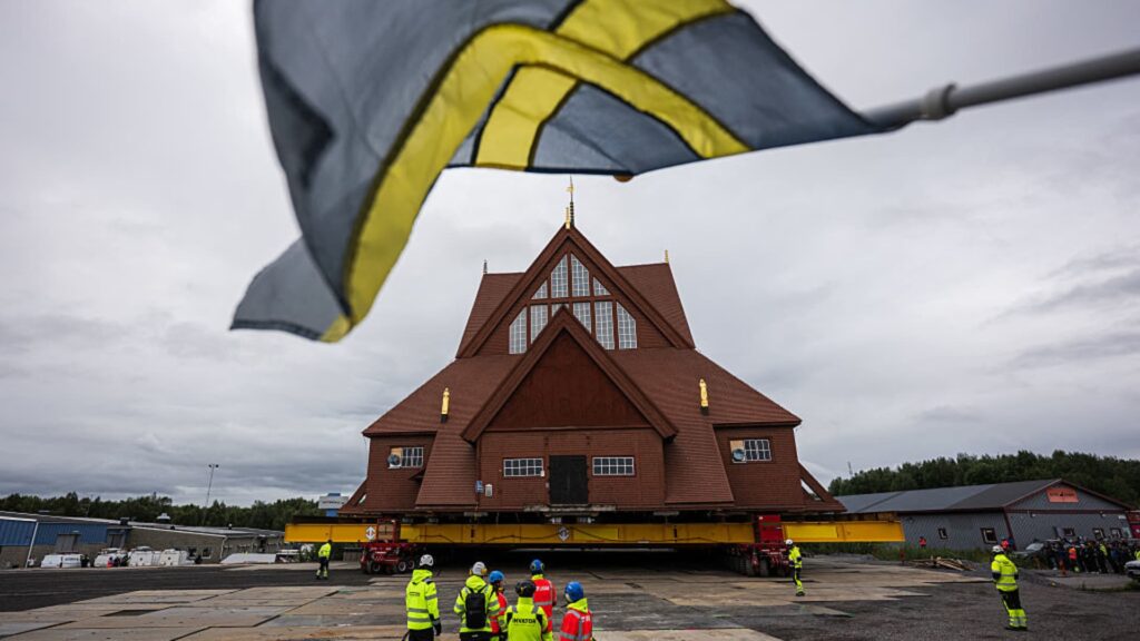 108242278 1765885396910 gettyimages 2230360759 AFP 69Z89HE