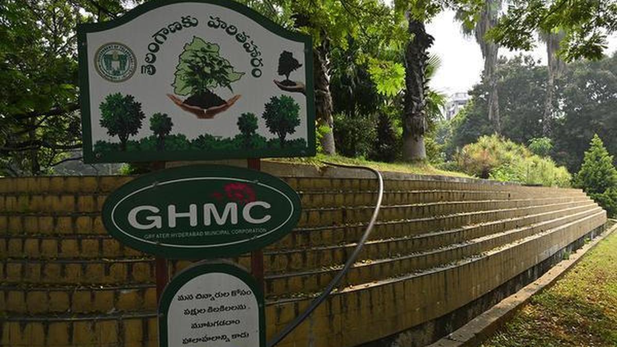 11460 crore BGHMFCC5I1.3.jpg