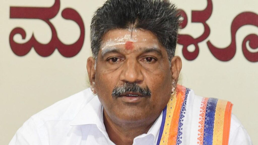 24 mn20Mahesh20Shetty20Timarodi205