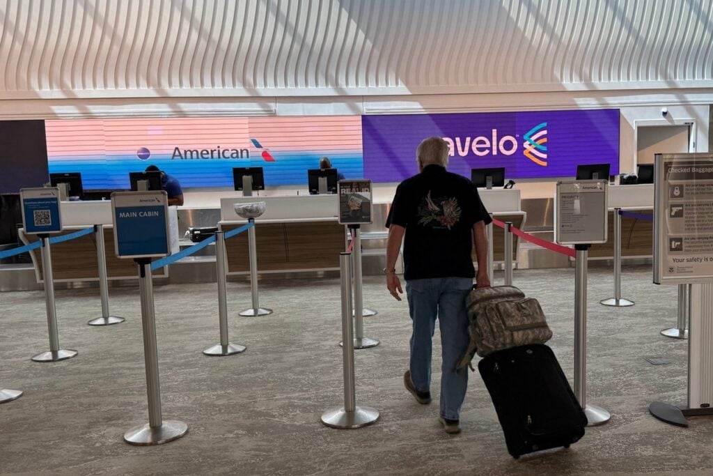 2ed350ab3c3ed2d8d3b173a1cdca382f