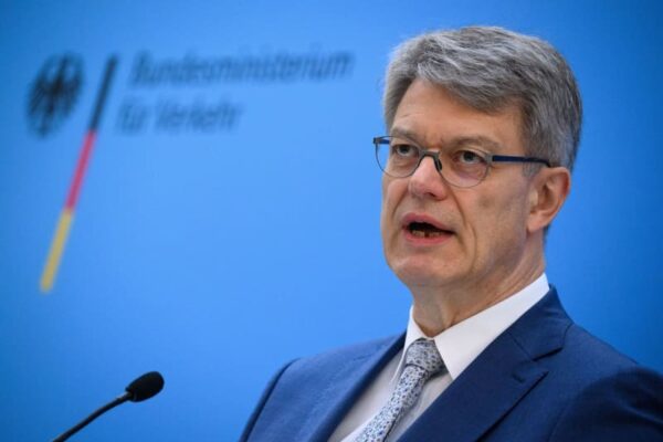 600805a11814d5f9ff9b36676236d011