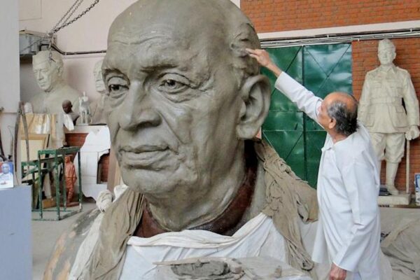 CCI UDHindu KSL UHR3I1SVF R1520495047 3 7a3da27f 0ee6 4a2f 8edc 8225b4193270