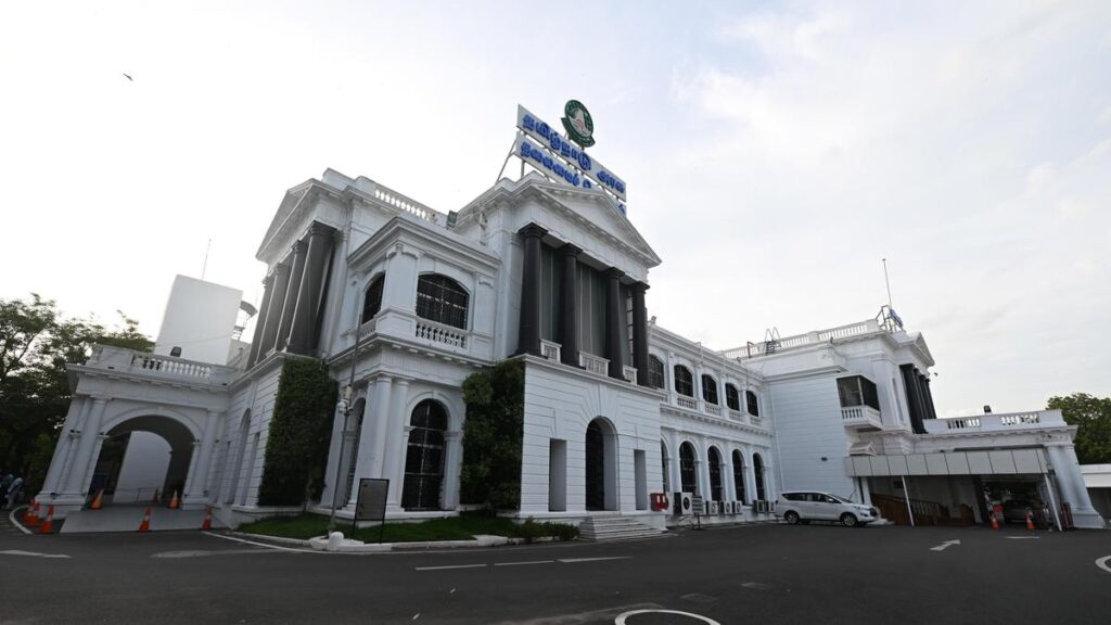 FORT20ST20GEORGE20LEGISLATIVE20ASSEMBLY20HALL20SECRETARIAT 08