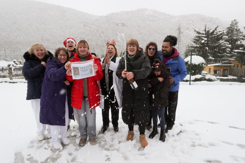 c059ede97c624a0c1af18afc41b704f3