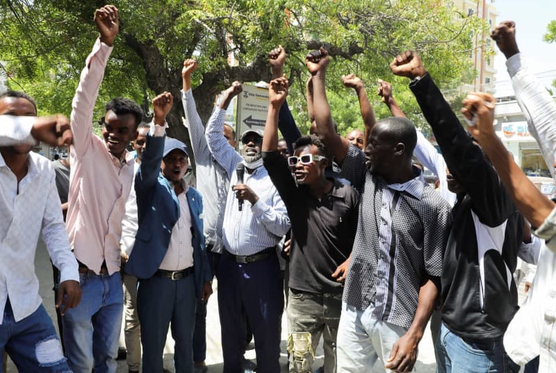 c66841a70b697023bff6fbb815995552