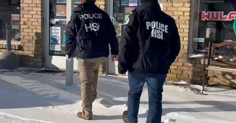 dcbce43d b8d3 4271 af32 8ed33793d2db