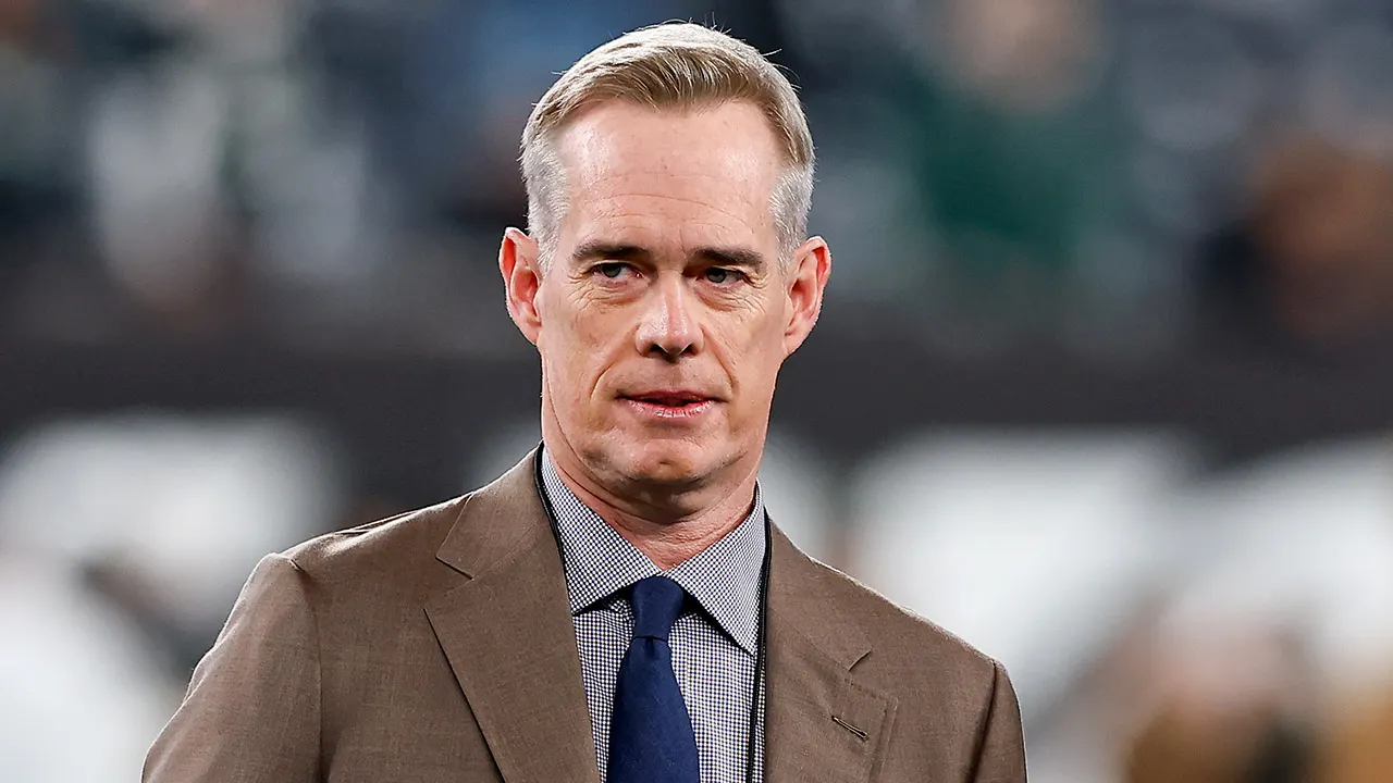 joe buck looks on jets chargers