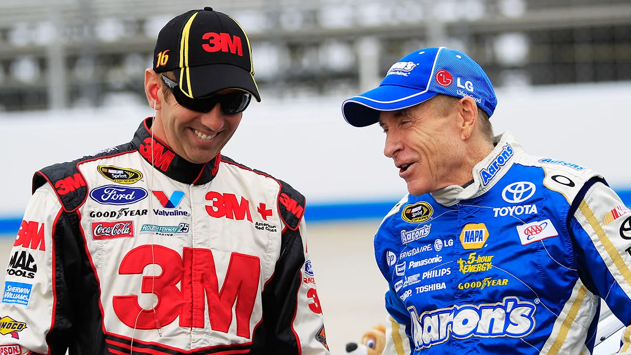 nascar greg biffle mark martin 122225 2