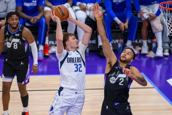 nba mavericks cooper flagg 121625 2