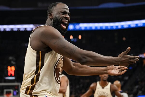 nba warriors draymond green 122325 2