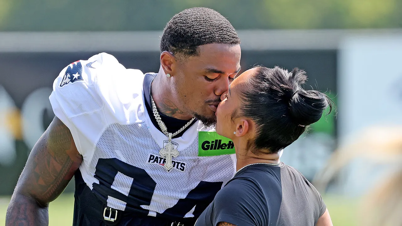 nfl 49ers kendrick bourne 122925 2