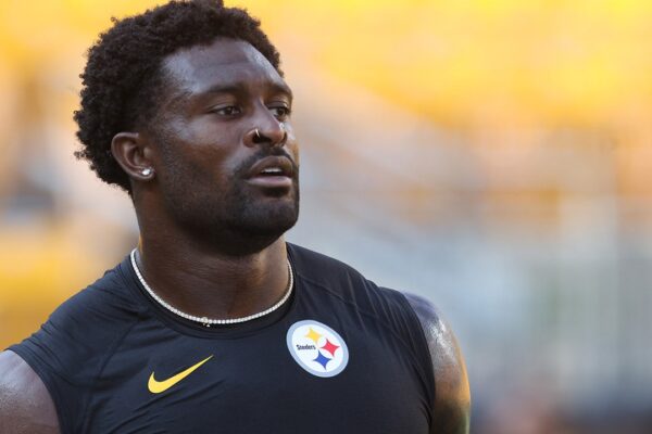 nfl steelers dk metcalf 122325 1