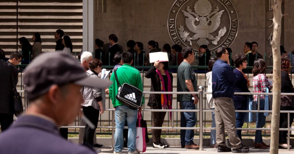 urlhttps3A2F2Fcalifornia times brightspot.s3.amazonaws.com2F5f2F4e2F6000a809480b951c2fef285c