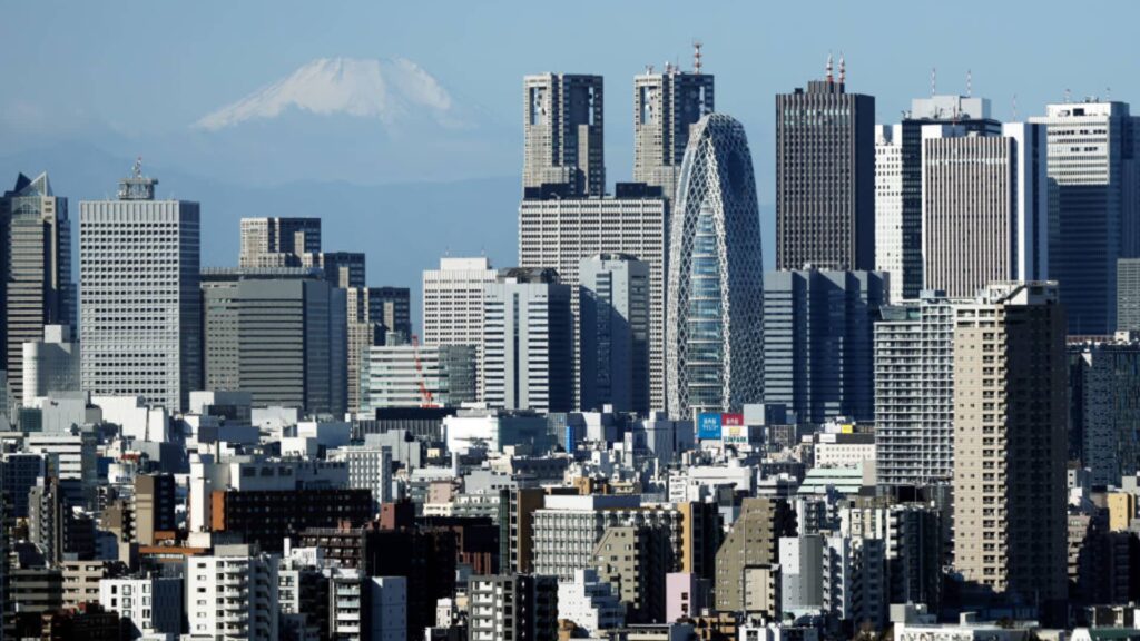 108209729 1759966309038 gettyimages 2198787070 JAPAN SKYLINE.jpeg