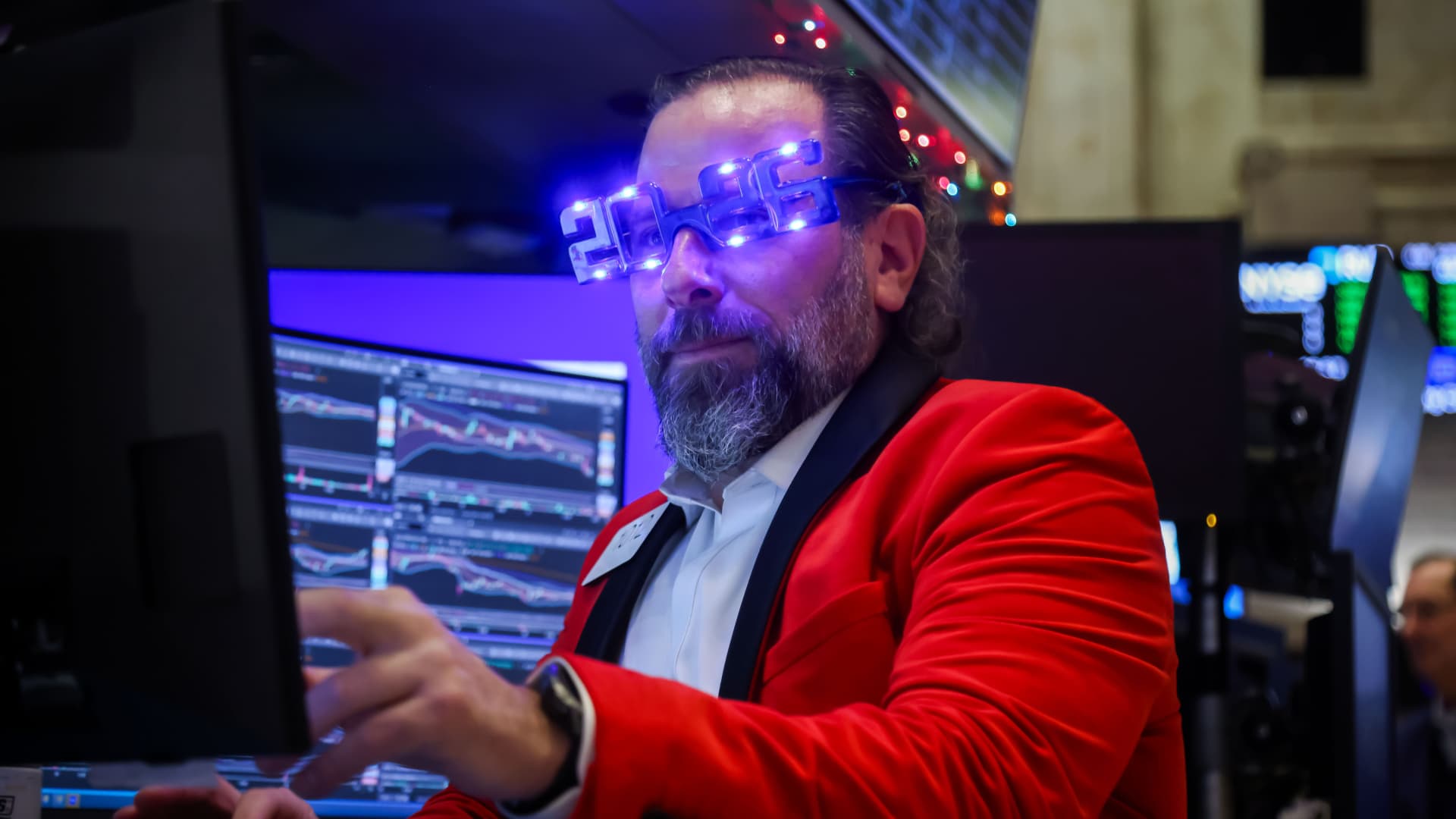 108247460 1767363849108 gettyimages 2253535817 US STOCKS.jpeg