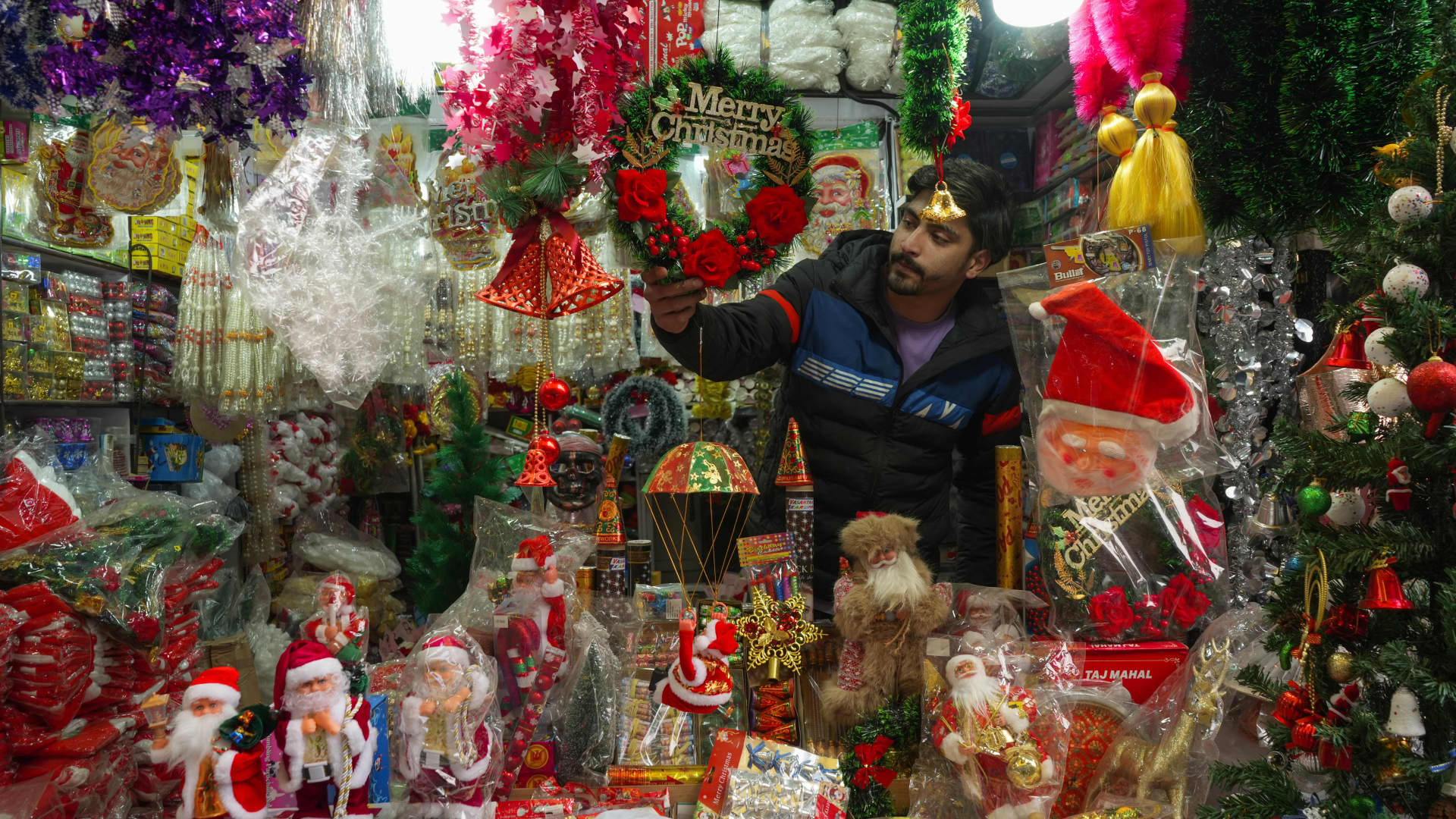 108250958 1768195322046 gettyimages 2250233622 nazir notitle251209 npANu.jpeg