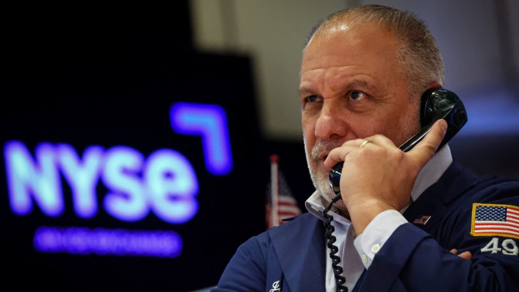 108253087 17684969892026 01 15t170303z 734125667 rc2q1janyziy rtrmadp 0 usa stocks.jpeg