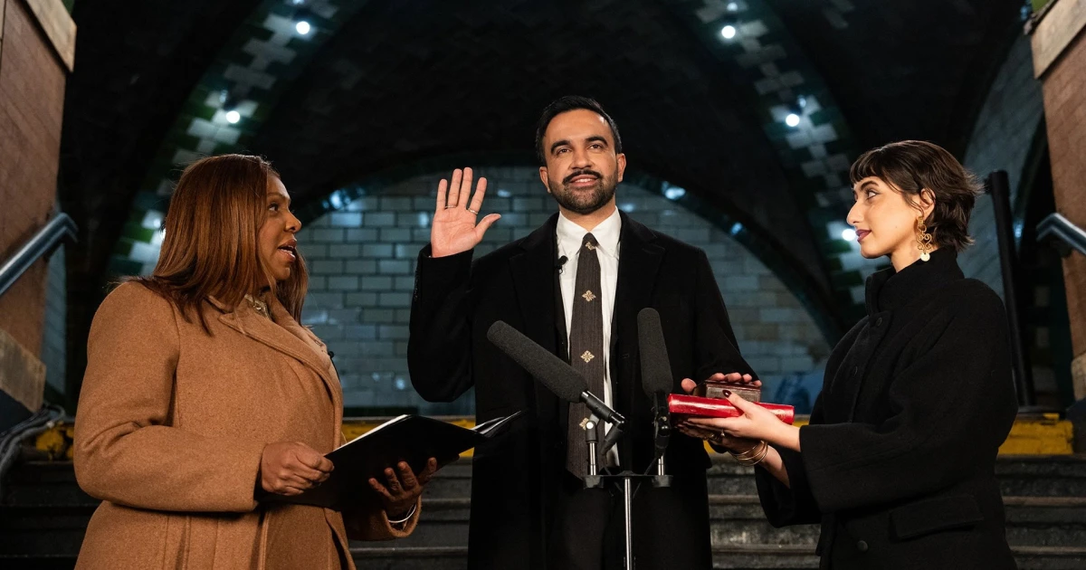 1767256040709 f mo mamdani swearin 260101 1920x1080 yd64f1