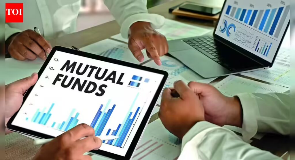 MF outreach push: Sebi extends deadline for distributor incentives; rollout now from March 1 1 1767792203 photo.jpg