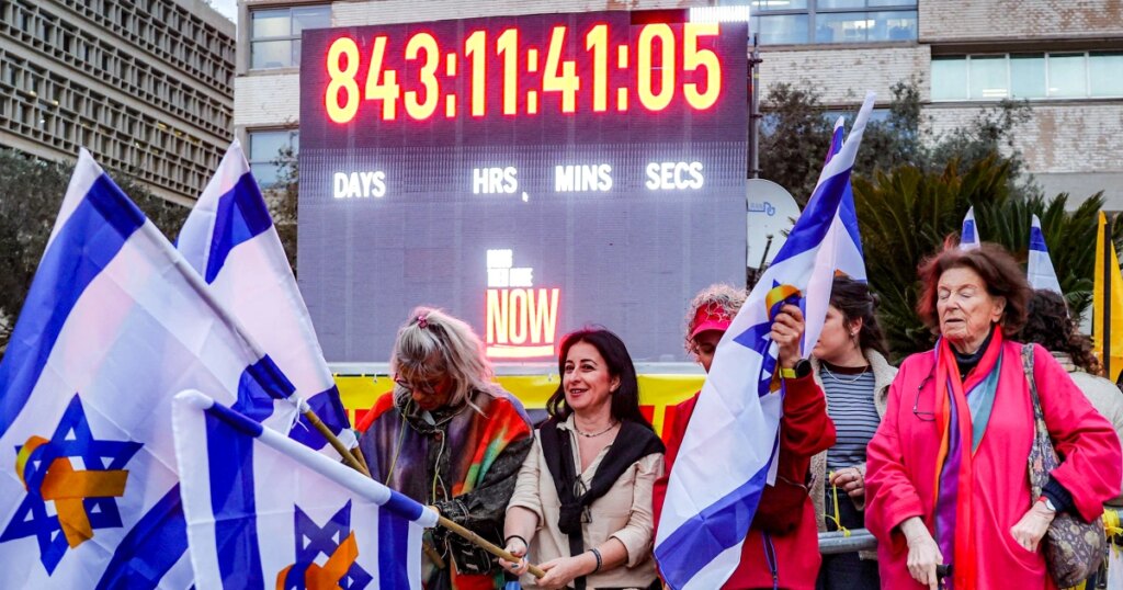 Israelis stop hostage clock after last remains come home 1 260127 tel aviv hostage clock ew 1130a f56839.jpg
