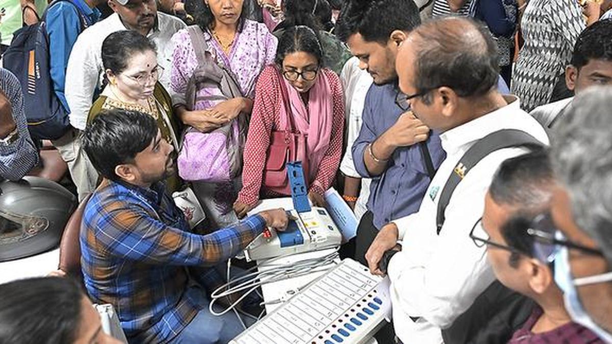 4col Lead StoryGOPFCLBEO.3.jpg