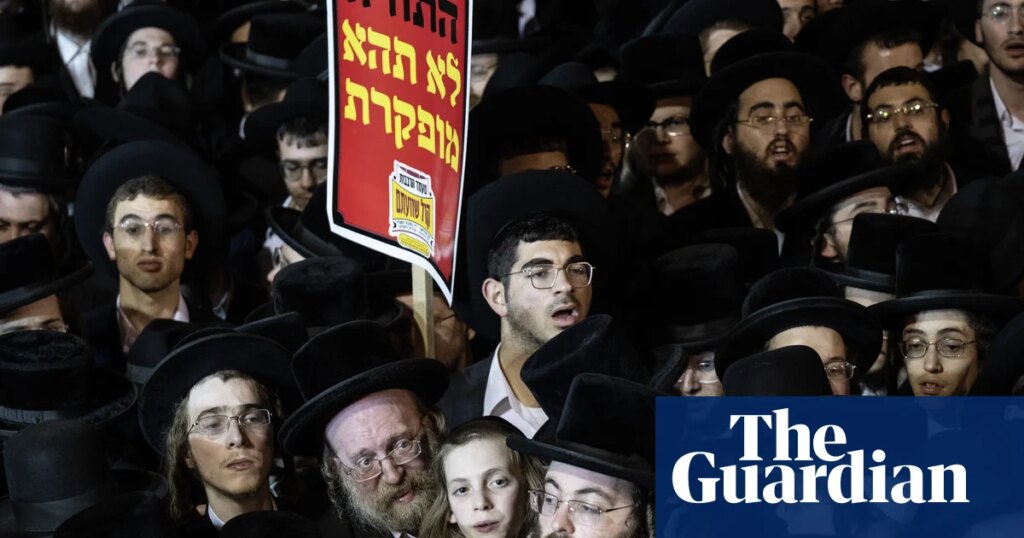 Teen killed by bus during ultra-Orthodox protest against conscription in Jerusalem | Israel 1 5332.jpg