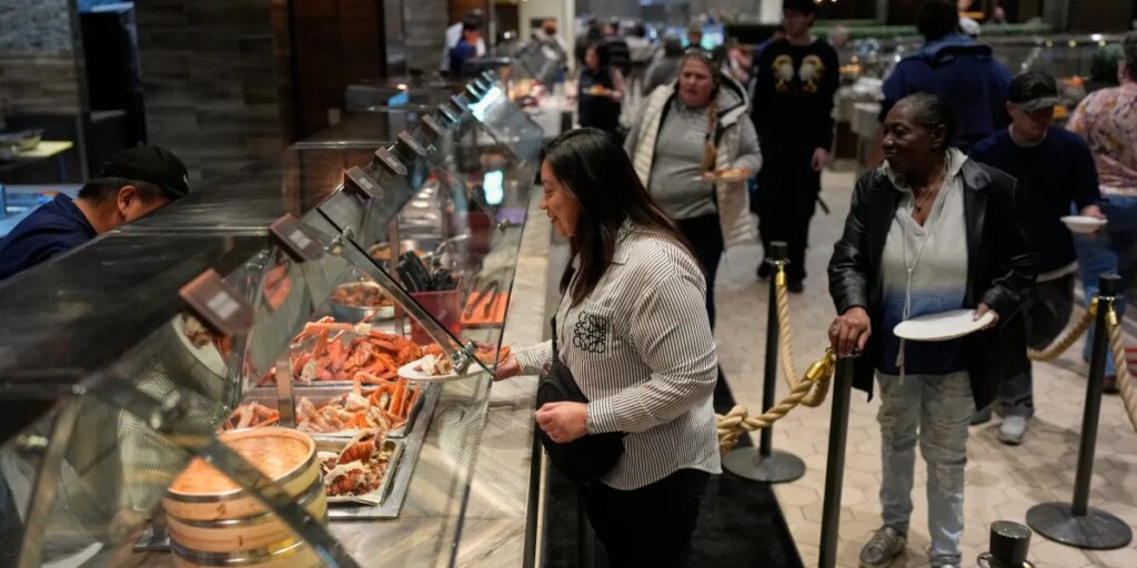 Old-school Las Vegas buffets with cheap eats are disappearing, replaced by 'luxury' options 1 AP26030839753970 e1769885289355.jpg