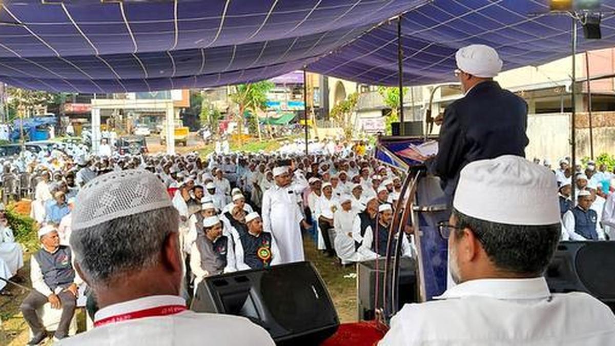 Kerala Muslim JG4UFC794M.4.jpg.jpg