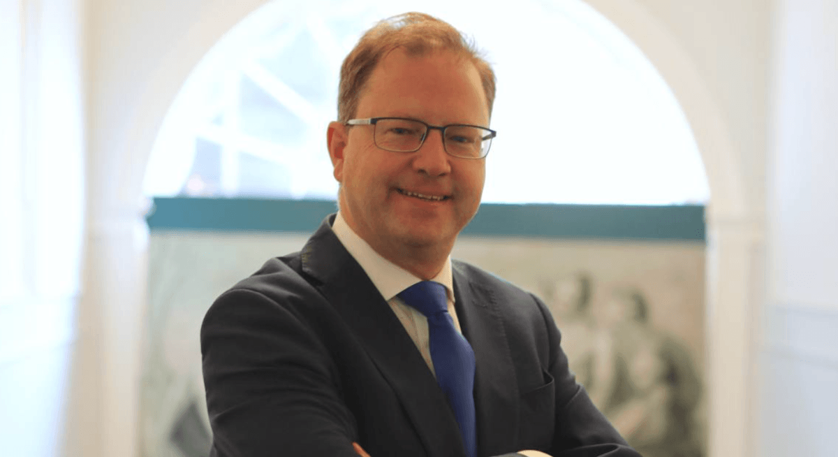 Minister Lawless Image.png