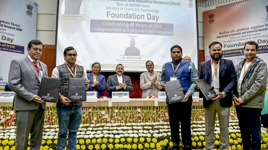 PTI01 04 2026 000128B.jpg