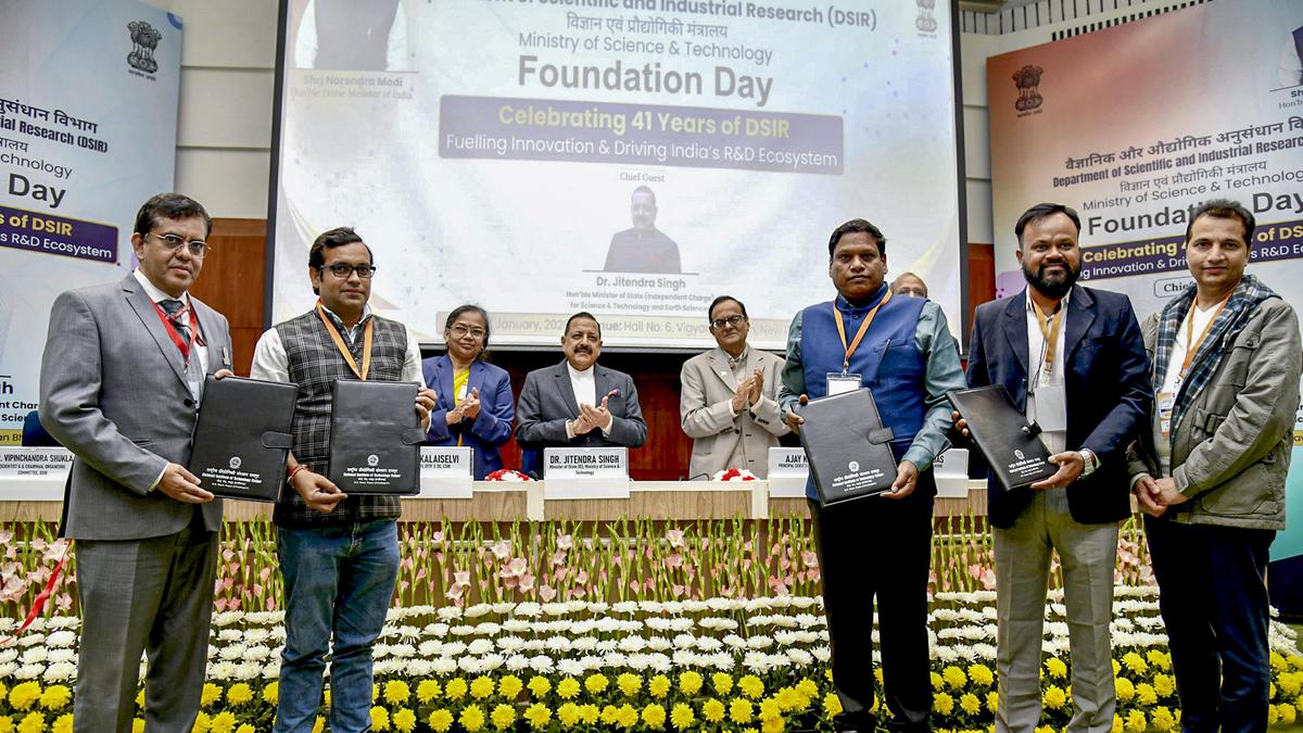 PTI01 04 2026 000128B.jpg