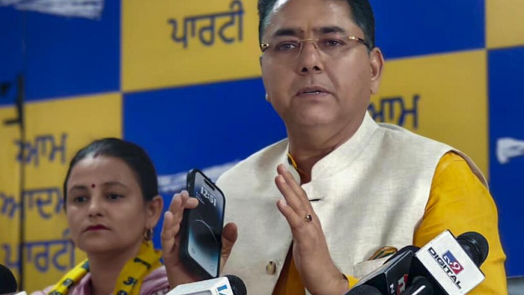 PTI08 18 2025 000389B.jpg