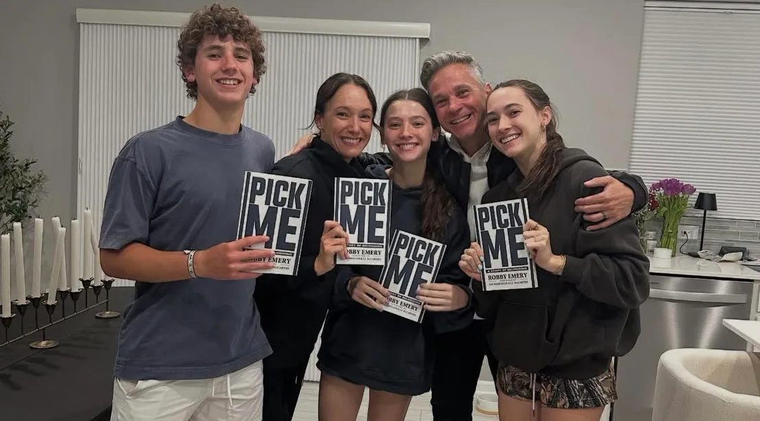 Robby Emery with his family.jpg