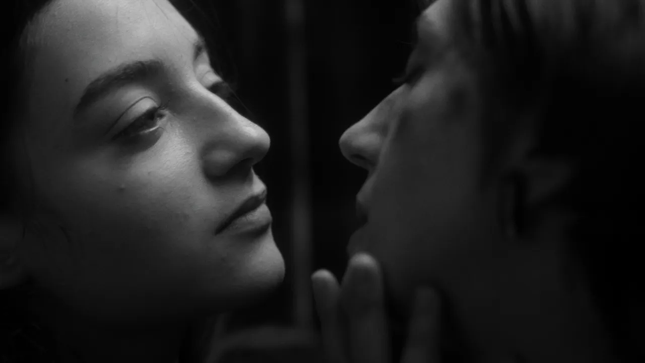 Two20People20Exchanging20Saliva Oscar20Nominated 01.jpg