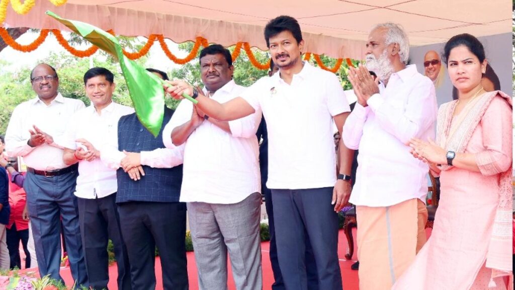 T.N. Deputy CM Udhayanidhi flags off fleet of 61 new buses for SETC 1 WhatsApp20Image202026 01 0620at201.20.4220PM.jpeg