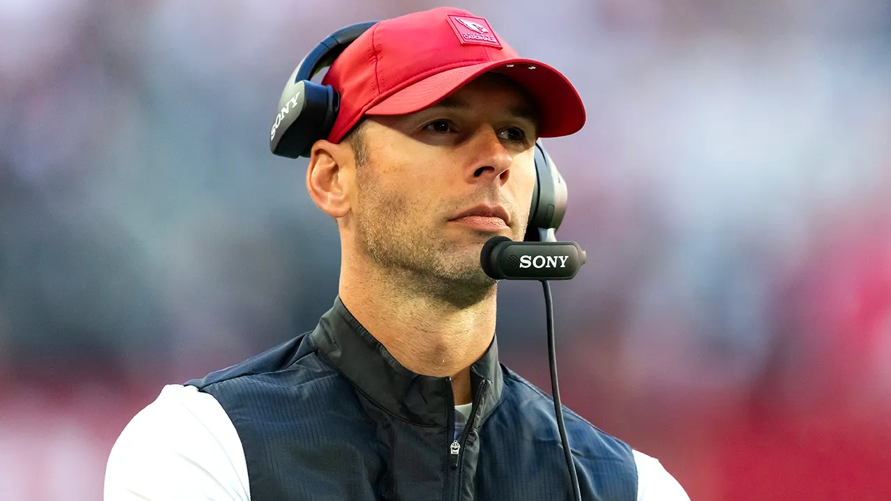 cardinals fire jonathan gannon 001.jpg