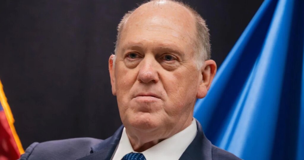 cbsn fusion tone shift minneapolis homan holds talks local state leaders thumbnail.jpg