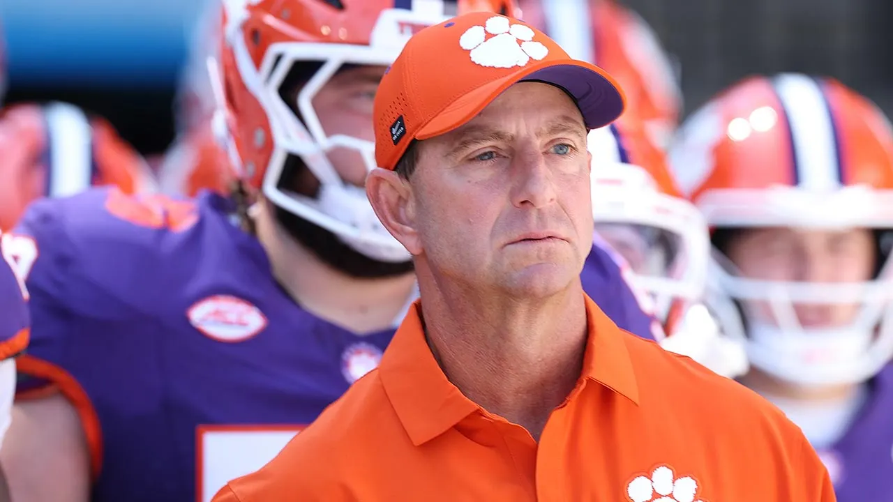 dabo swinney clemson tigers 0124 26.jpg