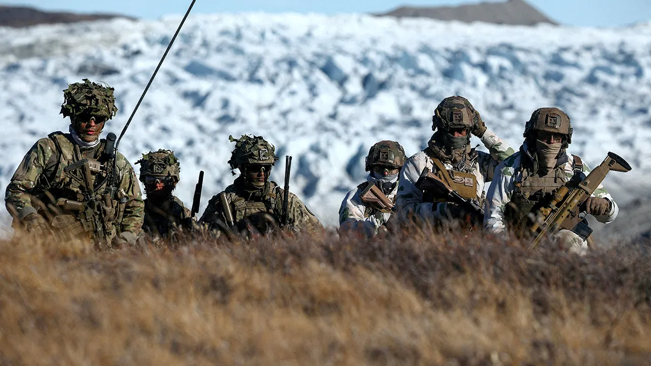 danish troops greenland.jpg