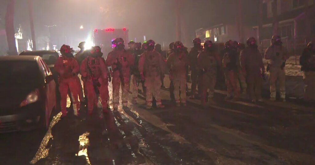 ICE officer shoots man in leg in north Minneapolis after shovel attack, officials say 3 inx n mpls federal agent shooting cnn 011426.jpg