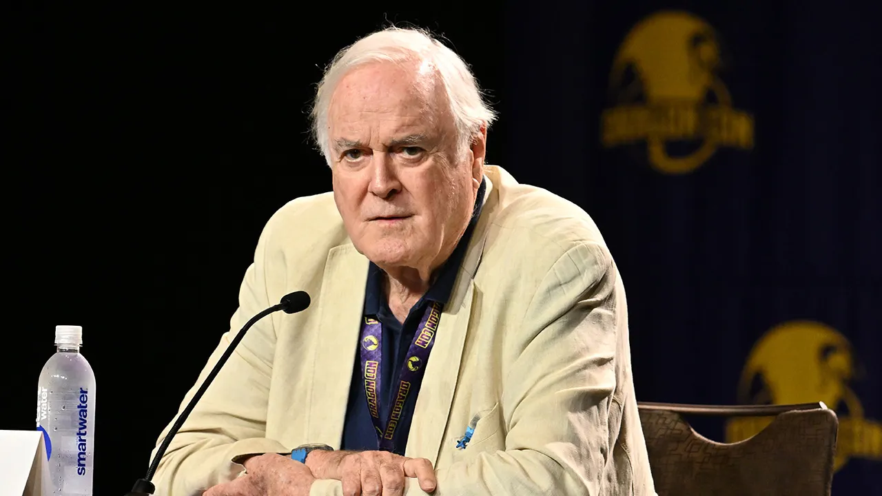 john cleese 11026.jpg