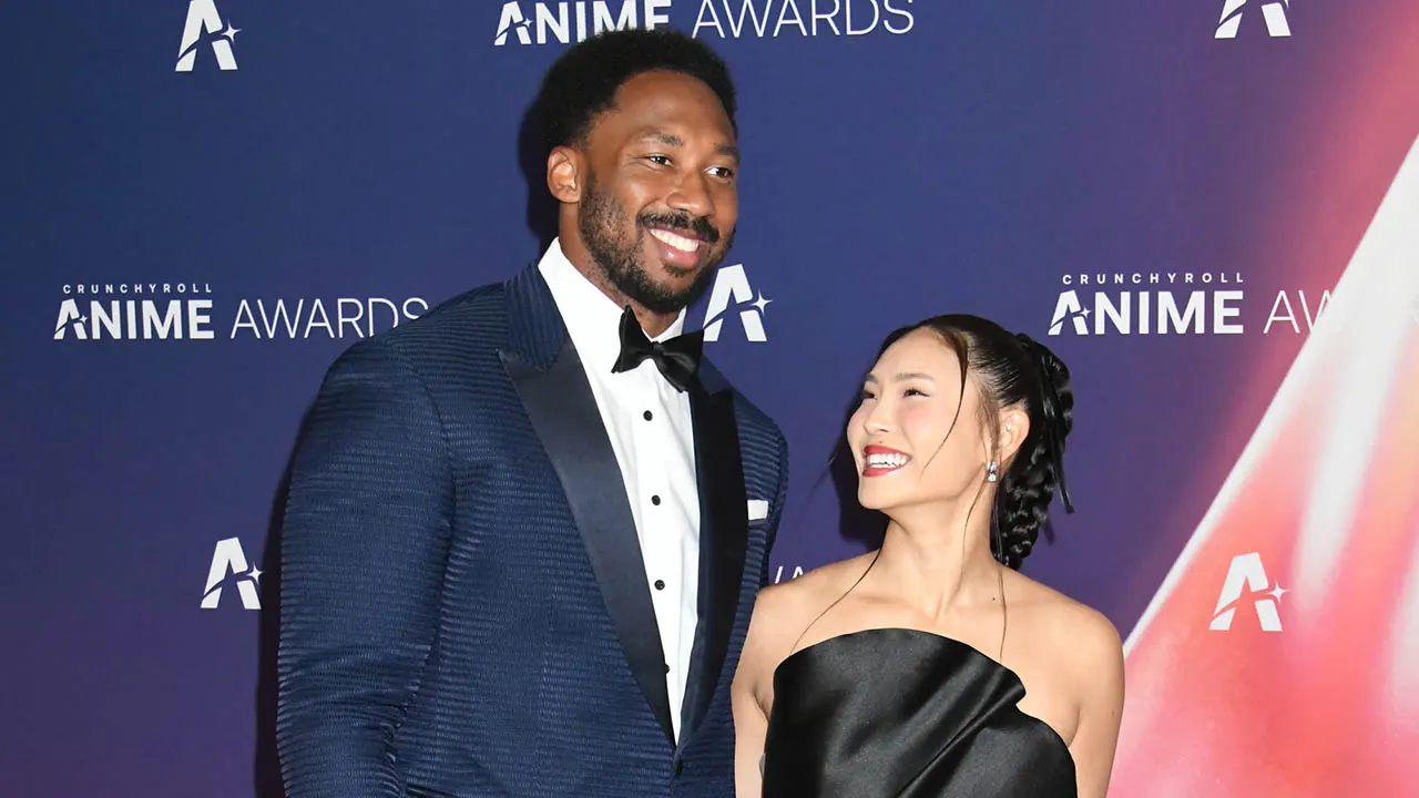 myles garrett and chloe kim.jpg