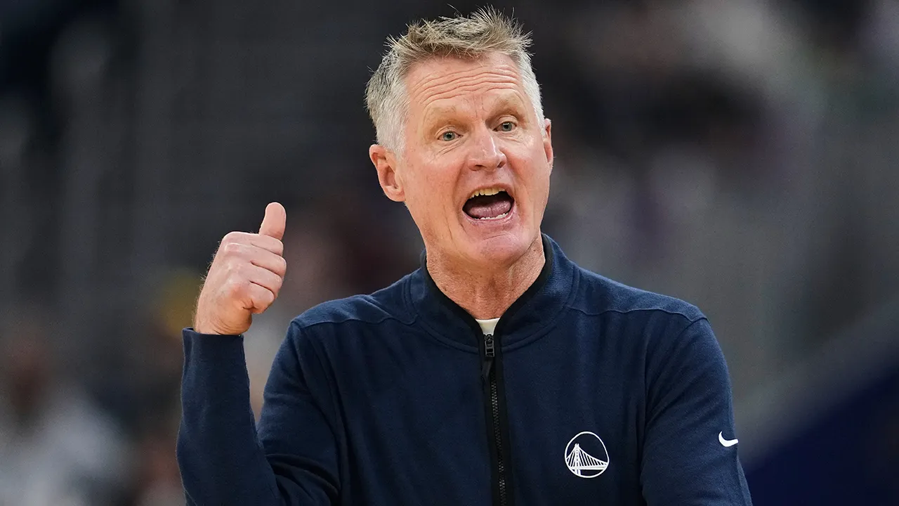nba warriors steve kerr 012526 1.jpg