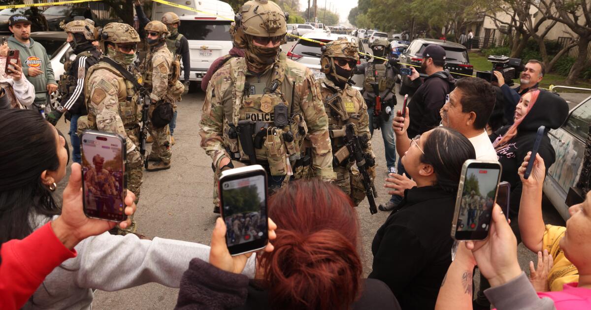 urlhttps3A2F2Fcalifornia times brightspot.s3.amazonaws.com2F312F8a2F77fba3d9454abea7467096e3.jpeg