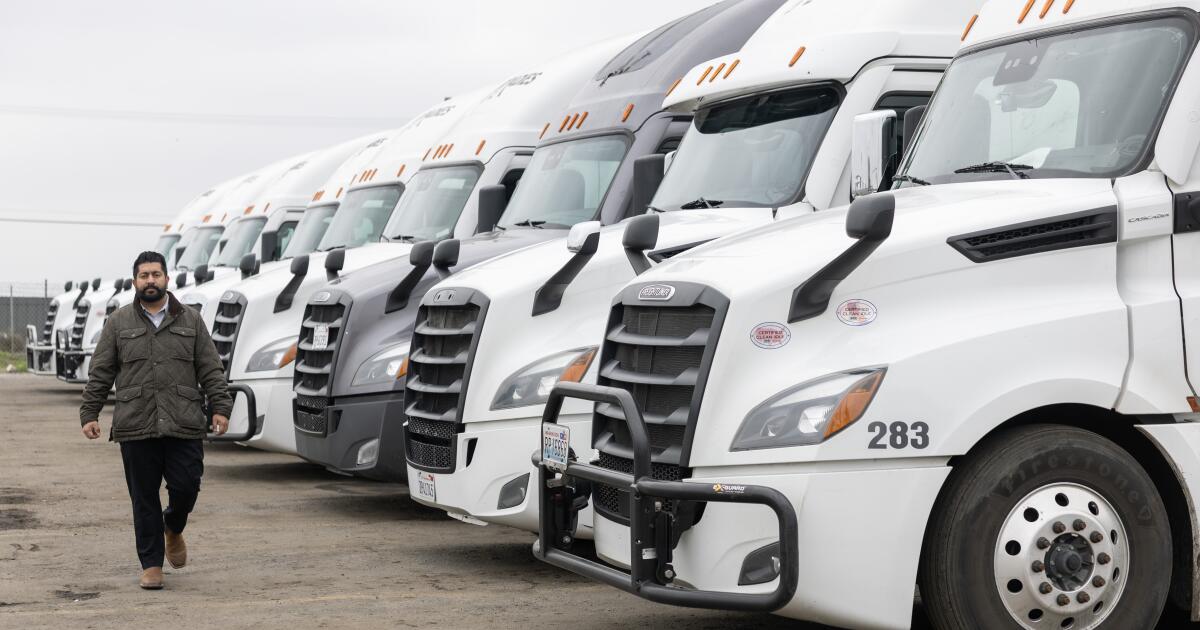 urlhttps3A2F2Fcalifornia times brightspot.s3.amazonaws.com2Fa92Fdc2F1f53a29f444eb7eff58d1bd9