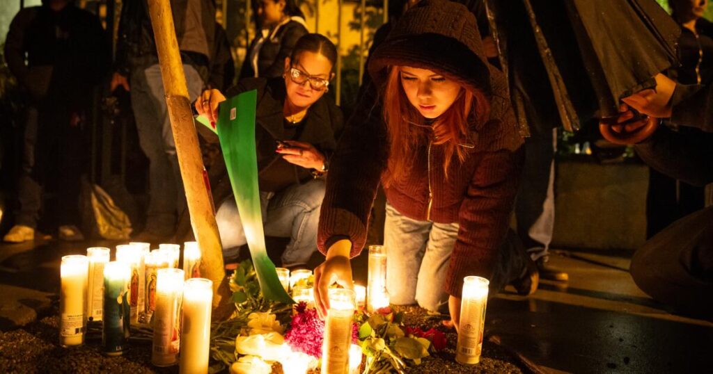 urlhttps3A2F2Fcalifornia times brightspot.s3.amazonaws.com2Fcd2Ff72Fbfd09558484981480499fd74.jpeg