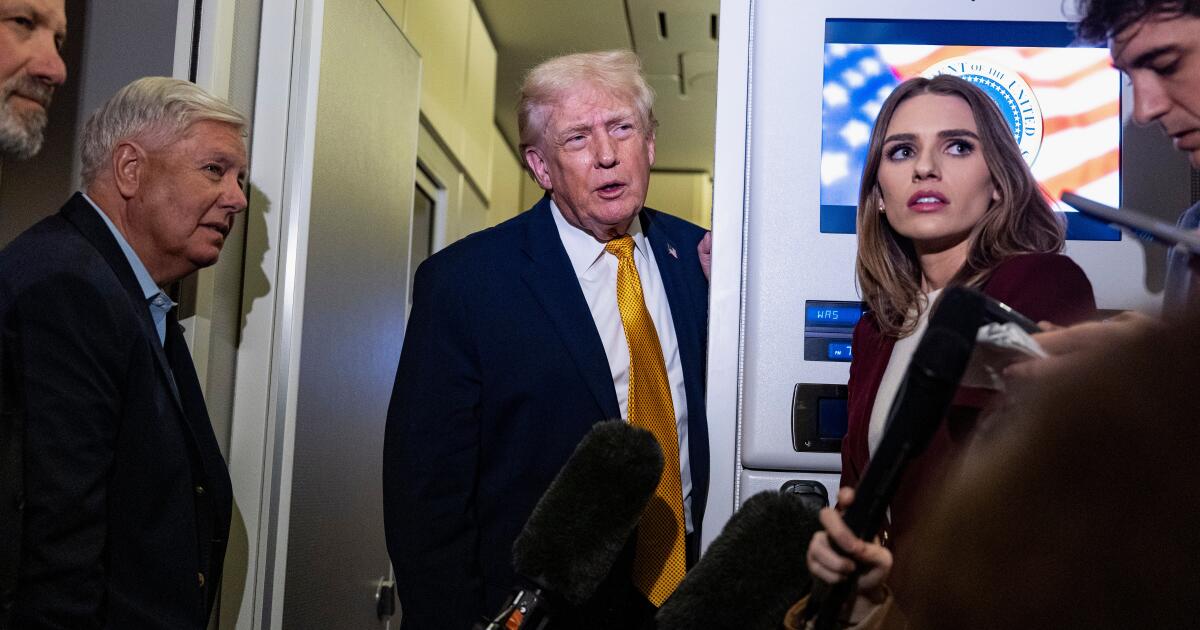 urlhttps3A2F2Fcalifornia times brightspot.s3.amazonaws.com2Fd82F562Ff4c6d9114c958a08a42e4e24.jpeg